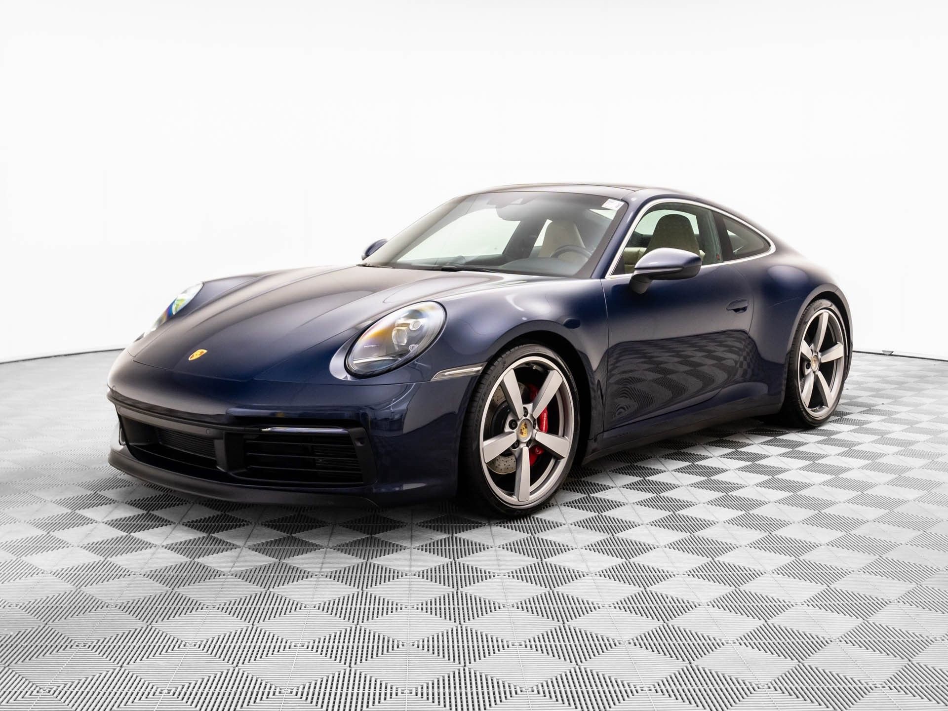 Certified 2020 Porsche 911 Carrera 4S image 1