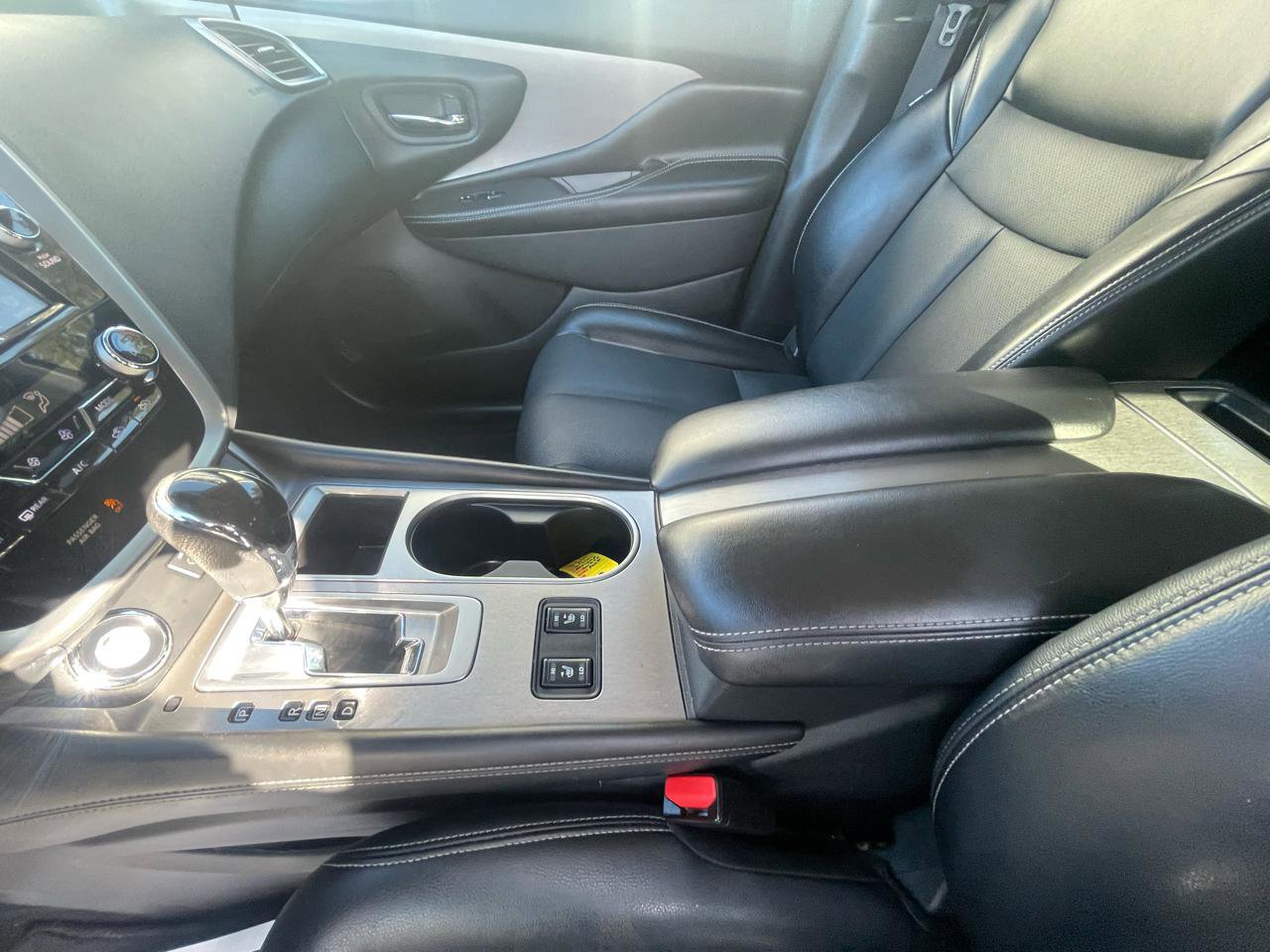 Used 2021 Nissan Murano SL w/ SL Moonroof Package image 15