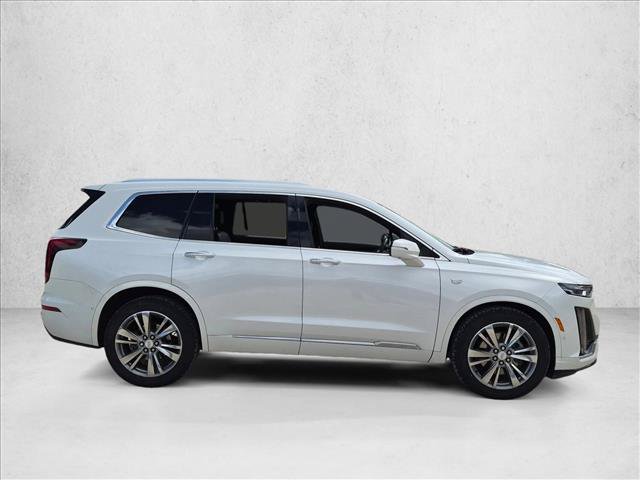 Used 2021 Cadillac XT6 Premium Luxury FWD image 4
