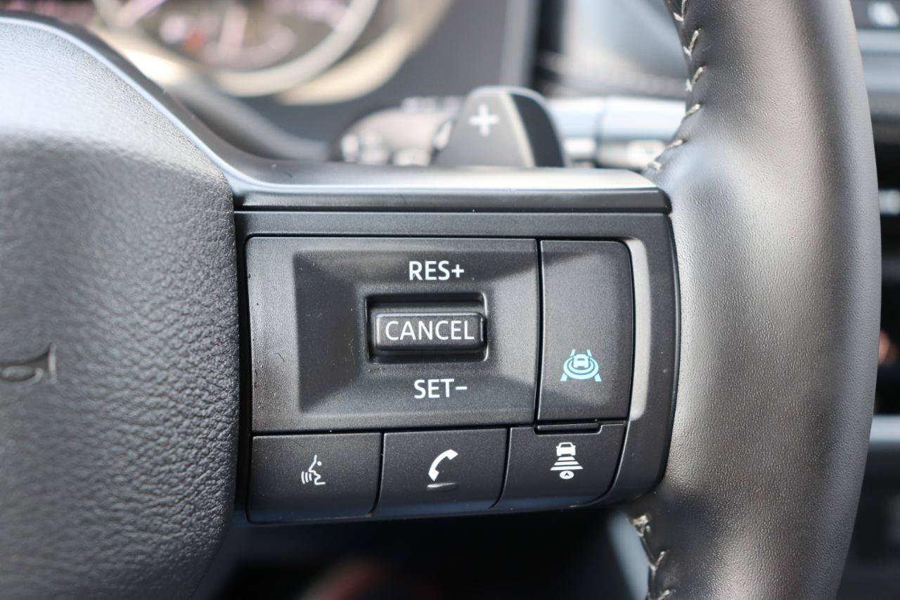 Used 2026 Nissan Rogue SV AWD/4WD image 30
