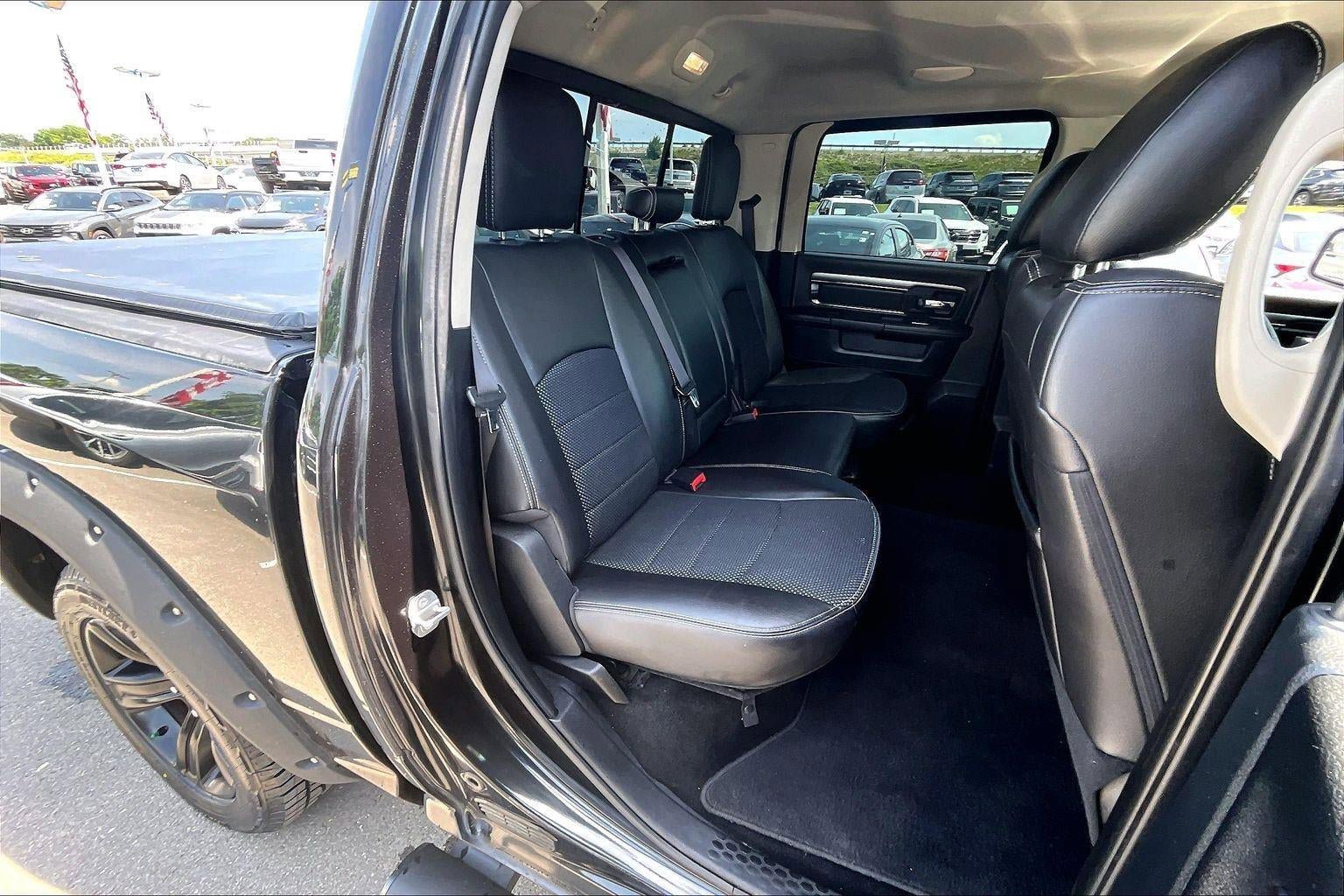 Used 2015 RAM 1500 Sport w/ Black Ram 1500 Sport Group AWD/4WD image 23