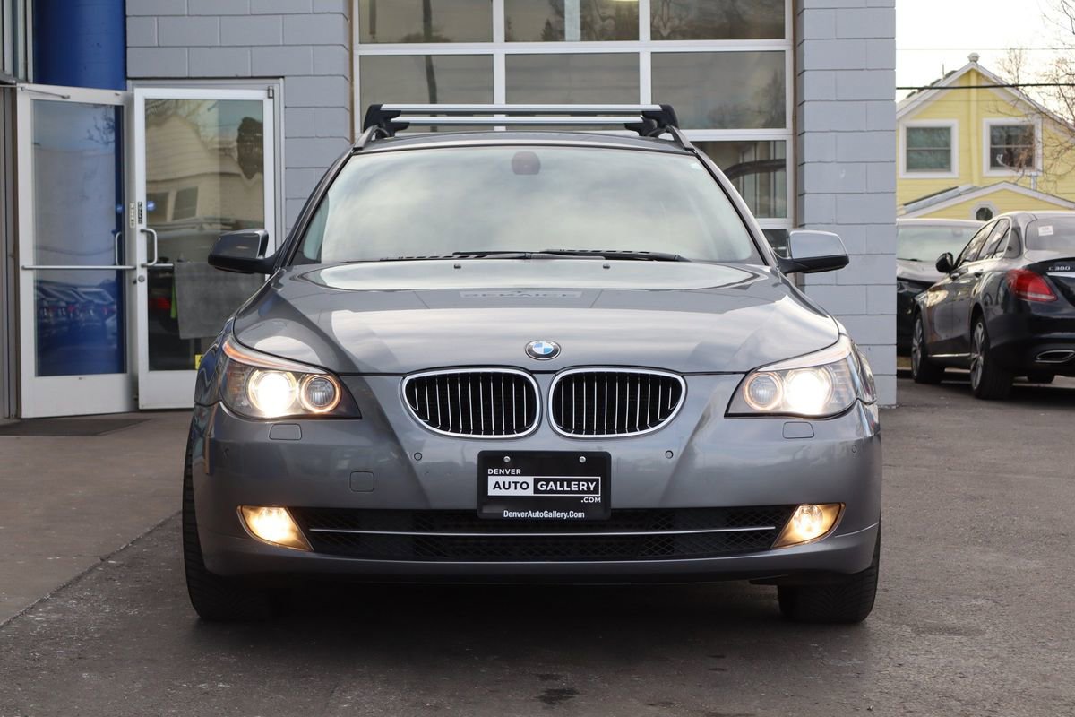 Used 2010 BMW 535i xDrive Wagon image 8