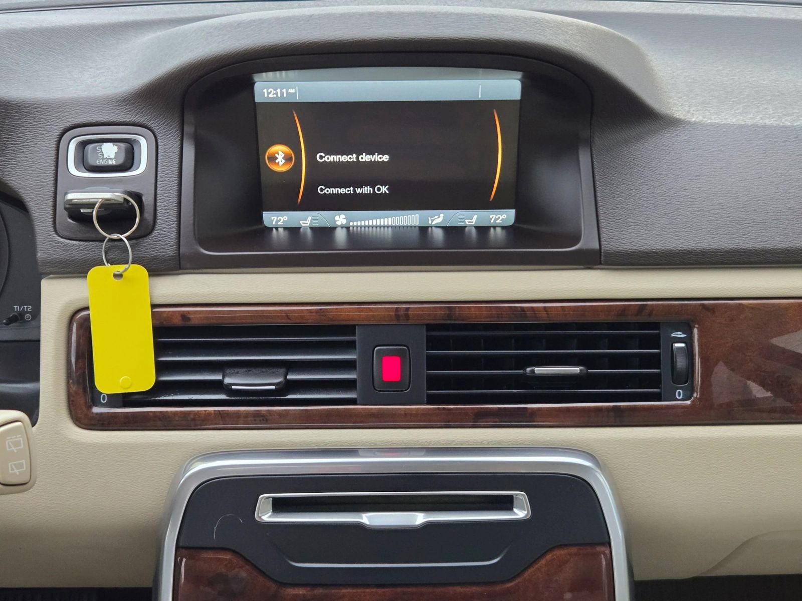 Used 2013 Volvo XC70 T6 image 26