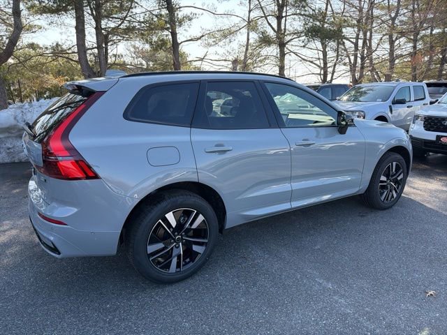 New 2026 Volvo XC60 B5 Plus w/ Climate Package AWD/4WD image 8