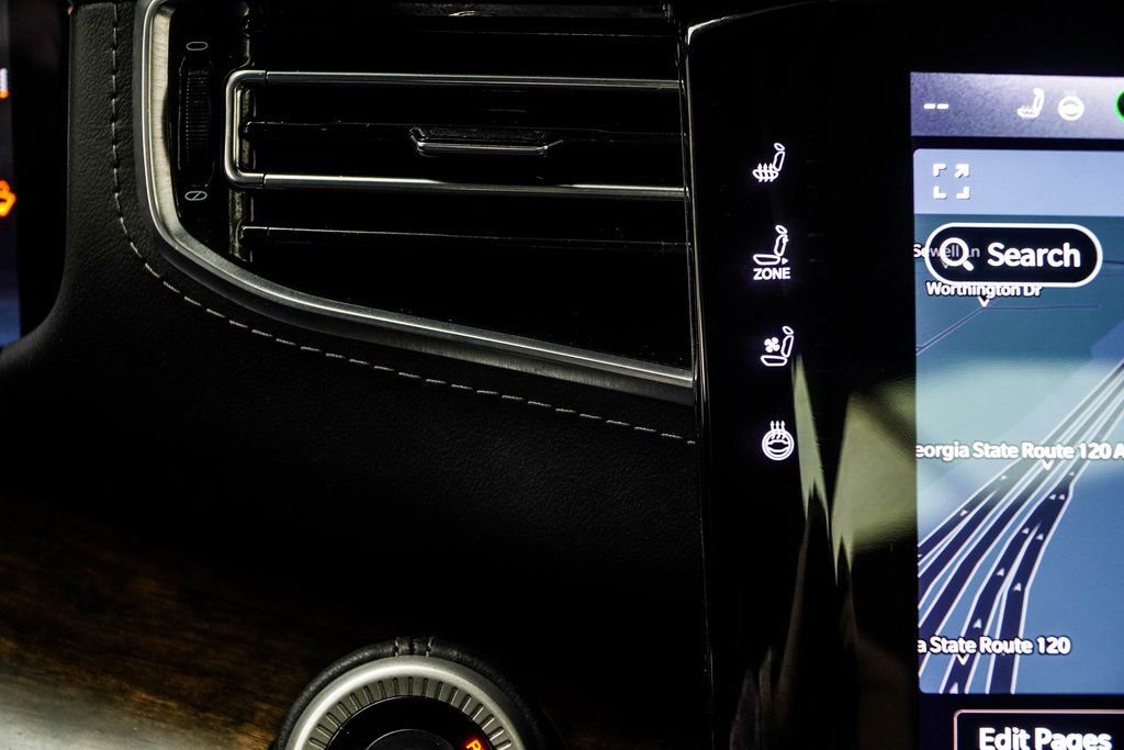 Used 2024 Jeep Grand Wagoneer L 4WD image 30