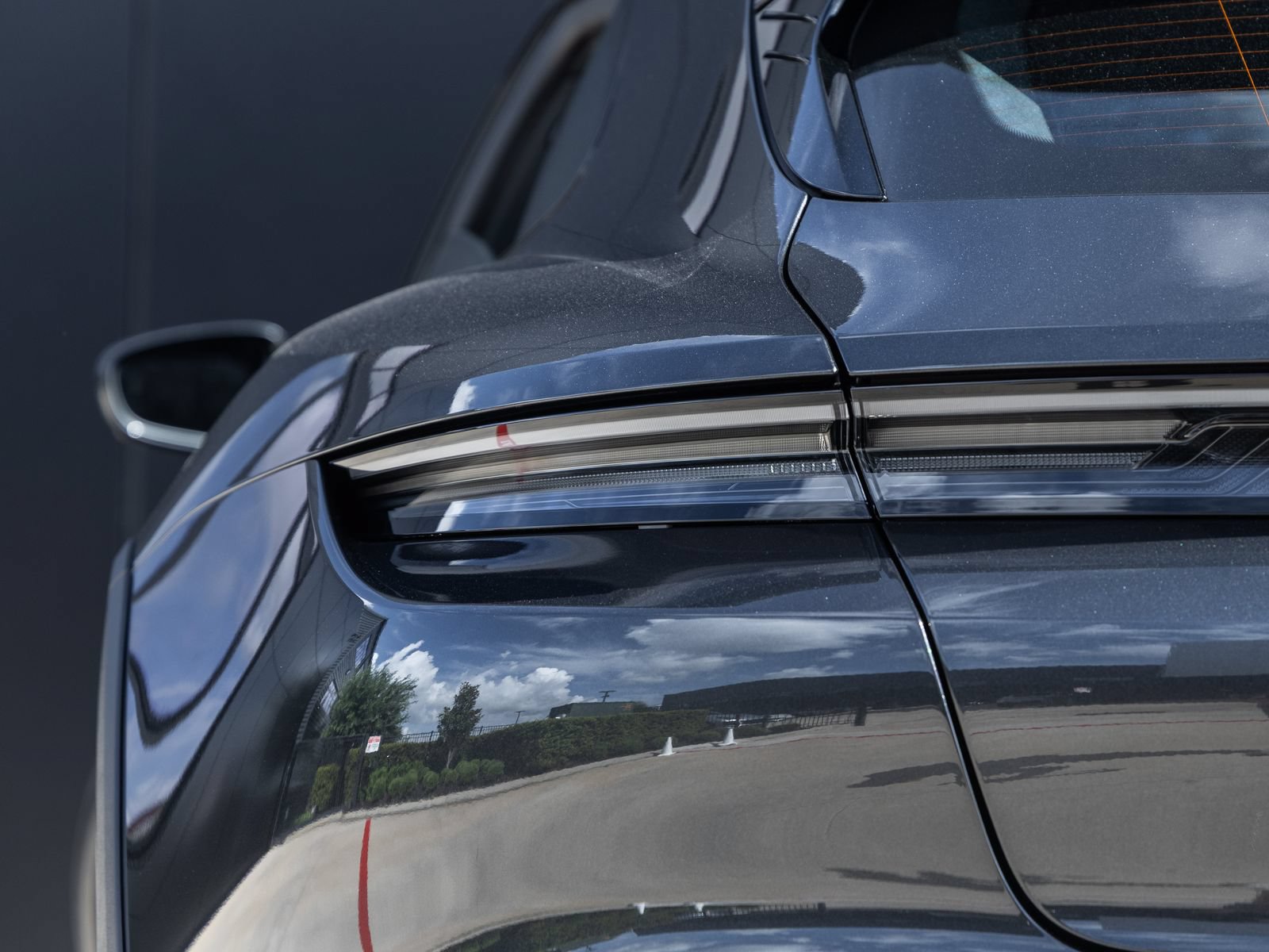 New 2026 Porsche Taycan 4S AWD/4WD image 15