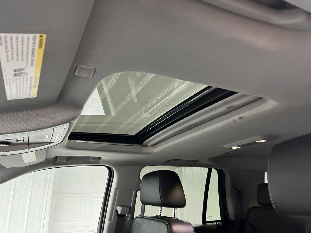 Used 2018 Chevrolet Tahoe LT w/ Luxury Package image 21