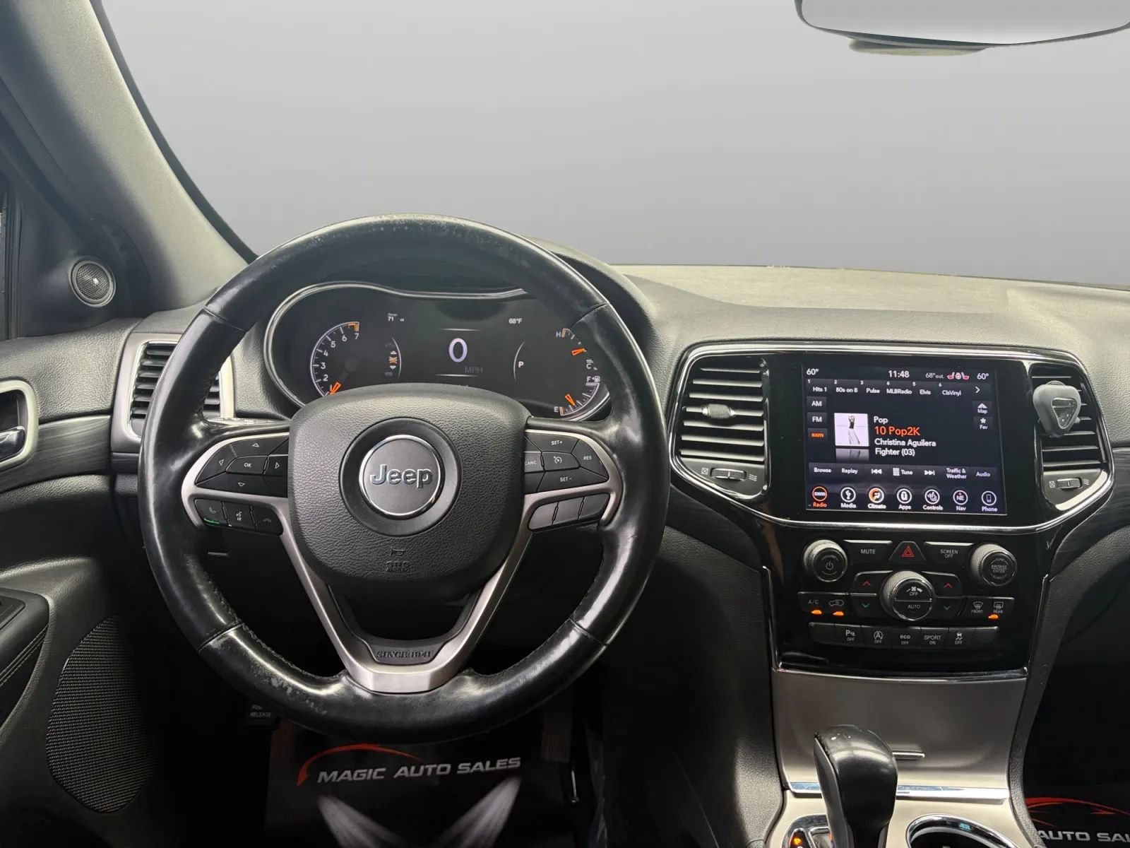 Used 2019 Jeep Grand Cherokee Altitude AWD/4WD image 28