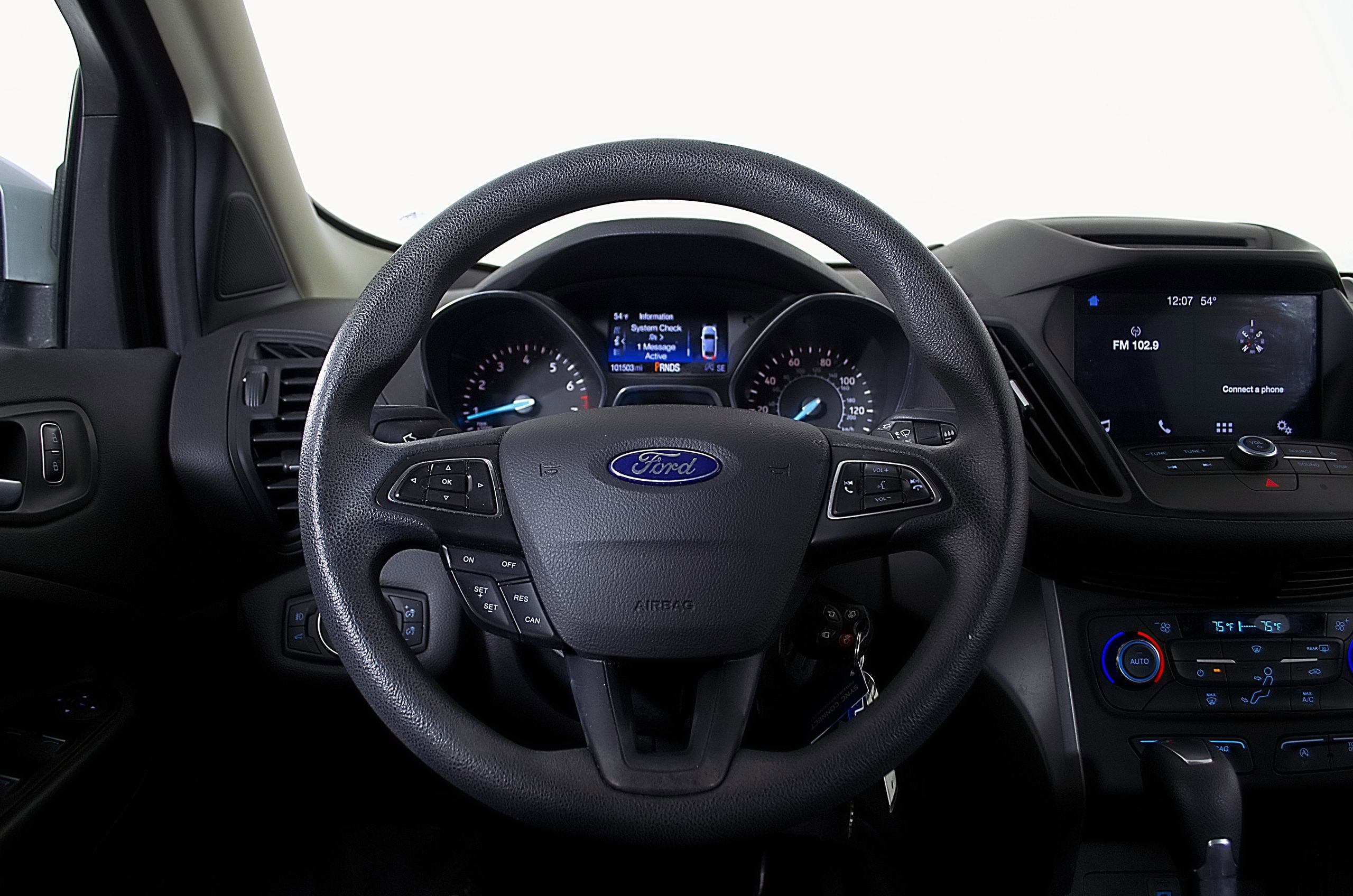 Used 2017 Ford Escape SE w/ Equipment Group 201A FWD image 29