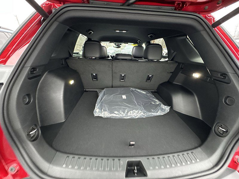 New 2026 Chevrolet Equinox LT w/ Convenience Package II image 13