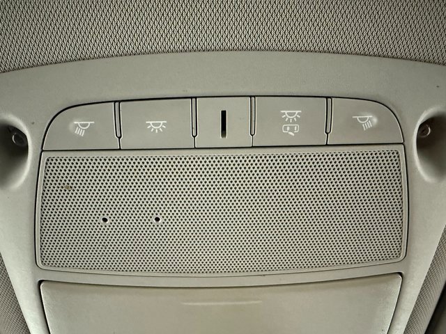 Used 2019 Nissan Rogue SV image 19