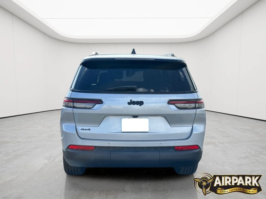 New 2025 Jeep Grand Cherokee L Altitude AWD/4WD image 6