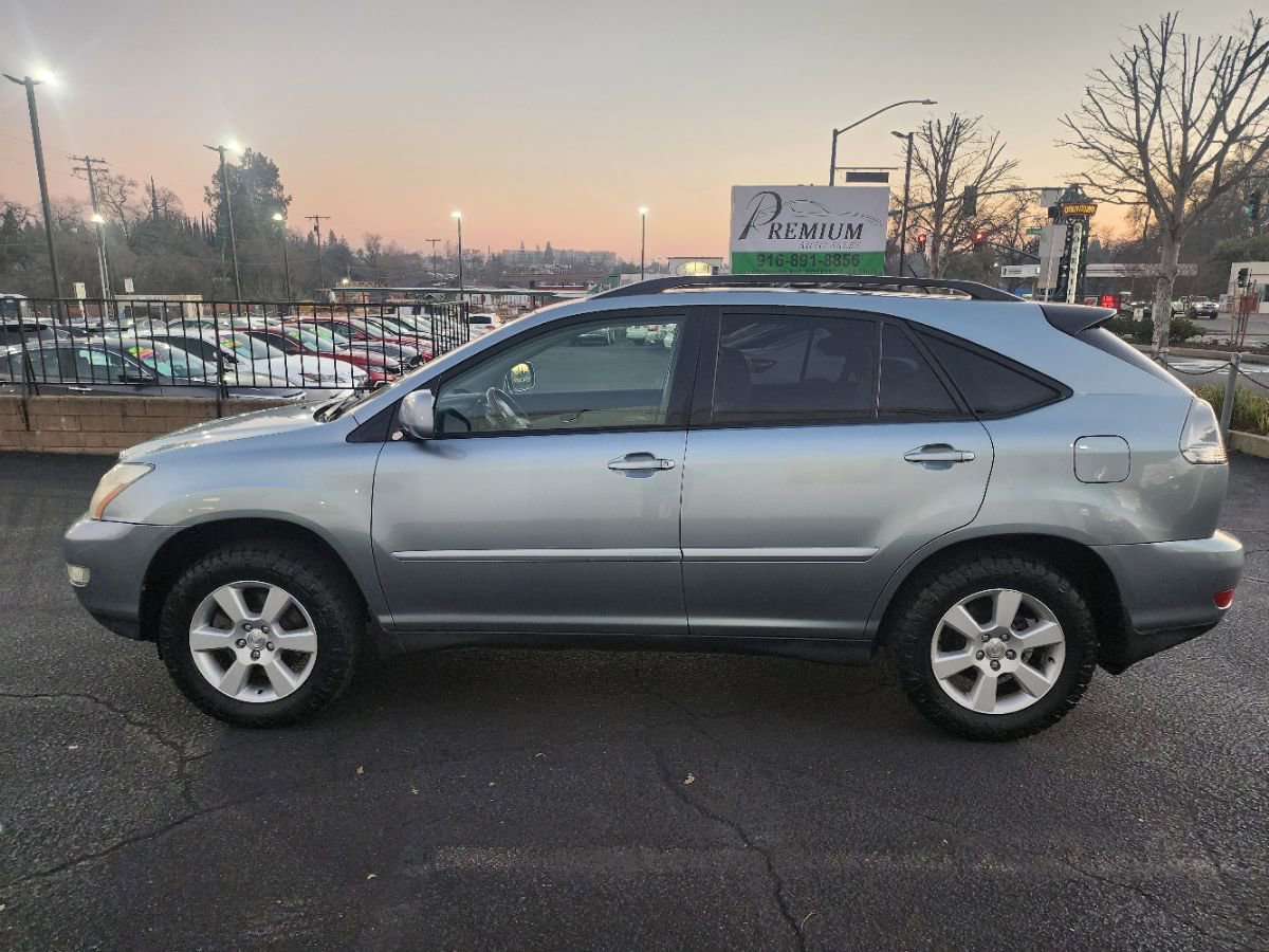 Used 2004 Lexus RX 330 image 2