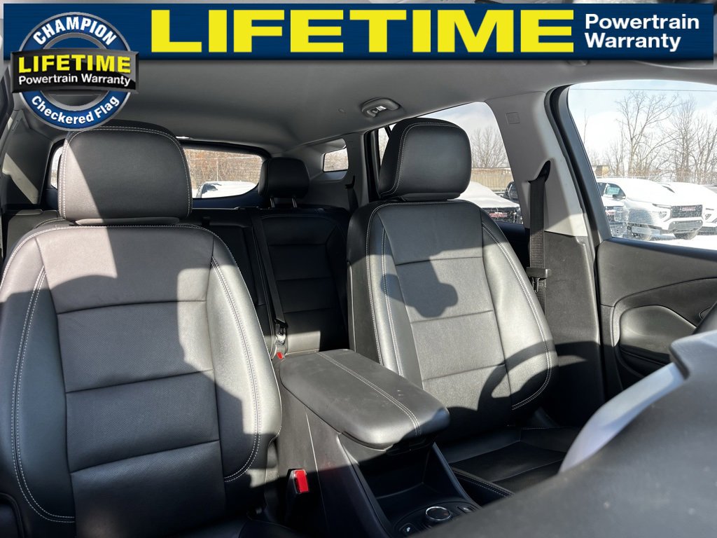 Used 2024 GMC Terrain SLT image 39