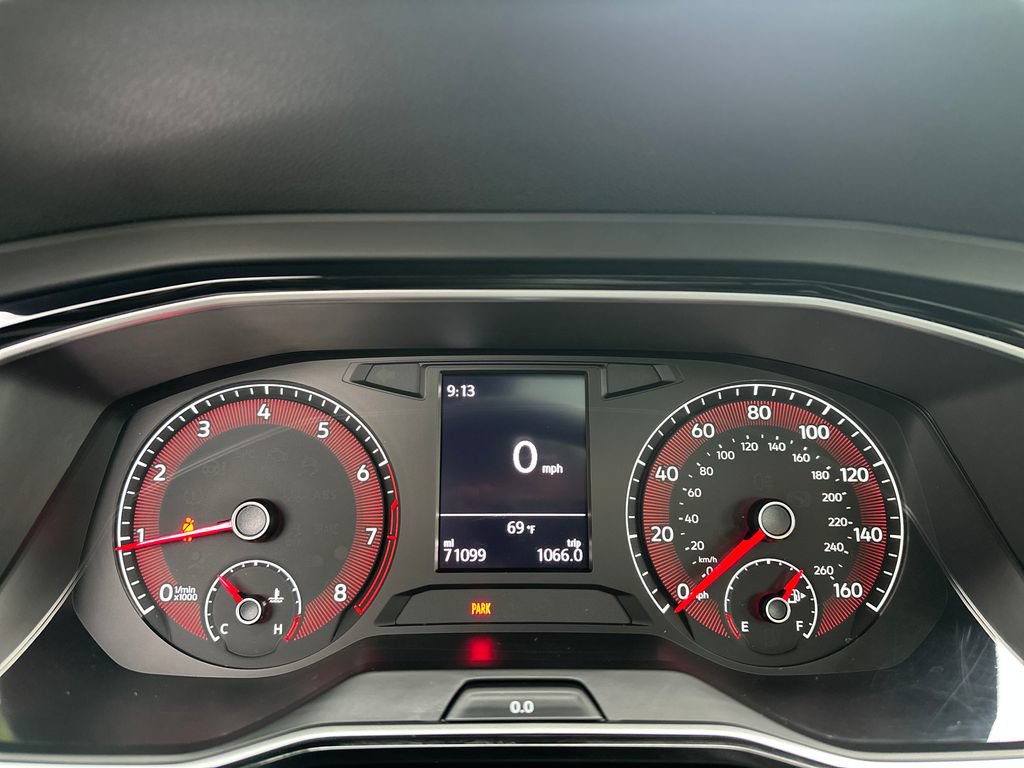 Certified 2020 Volkswagen Jetta R-Line w/ R-Line Cold Weather Package FWD image 13