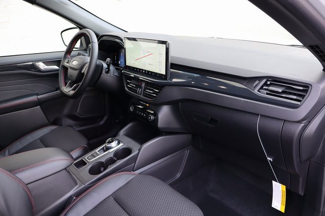 New 2026 Ford Escape ST-Line w/ Tech Pack #1 image 32
