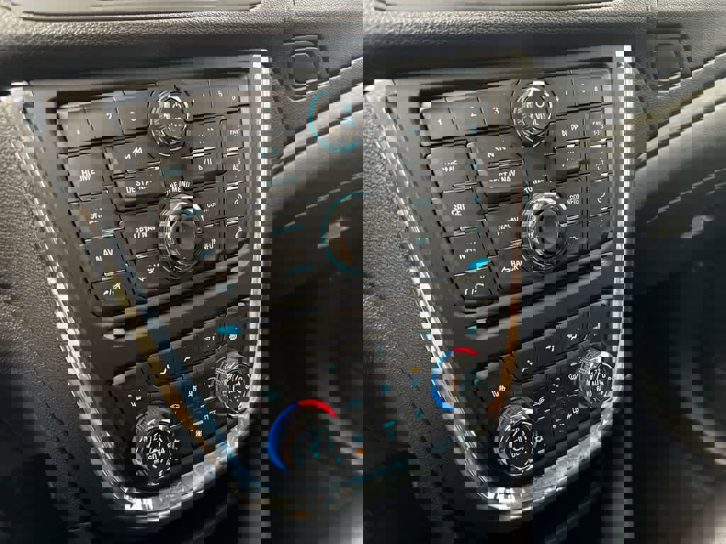 Used 2016 Buick Encore Leather w/ Experience Buick Package image 30