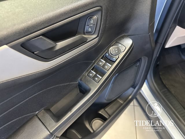Used 2022 Ford Escape SE w/ SE Sport Appearance Package FWD image 15