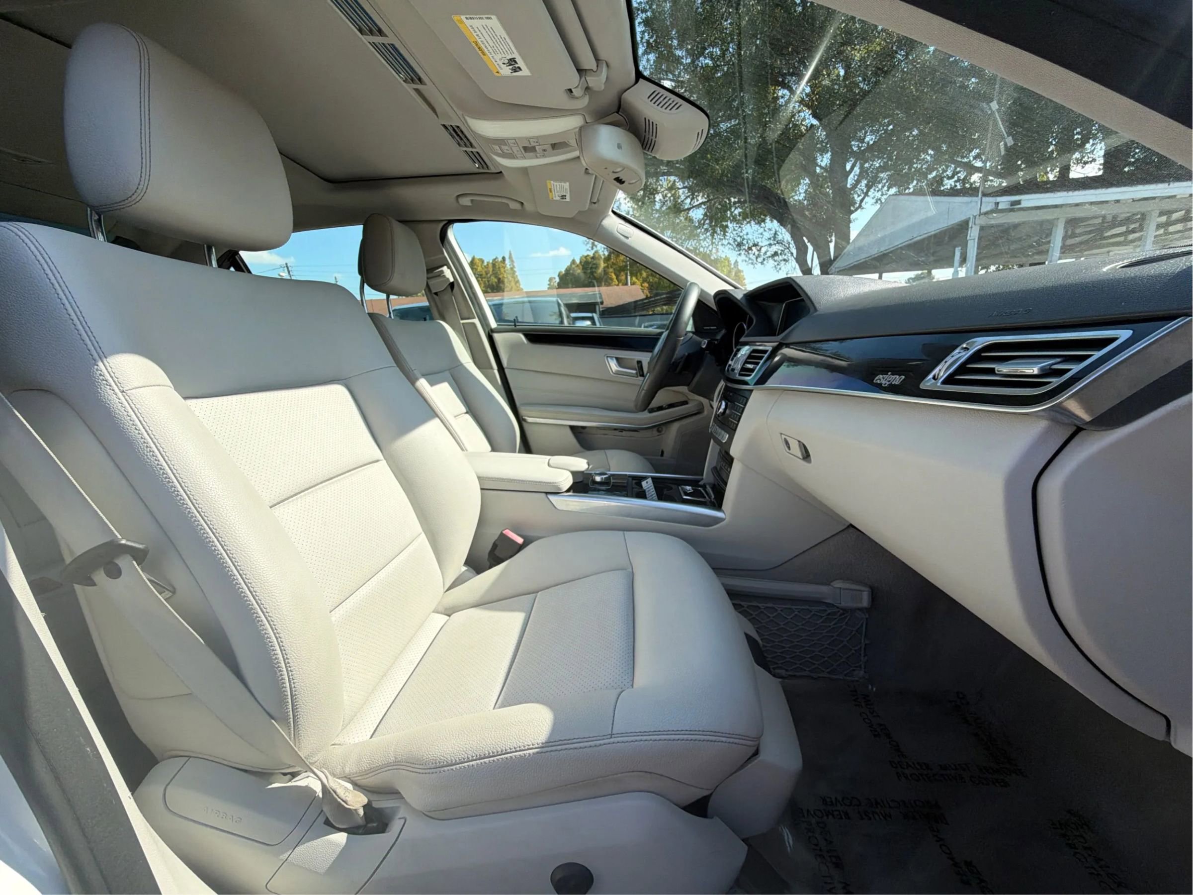 Used 2016 Mercedes-Benz E 250 Sedan image 25