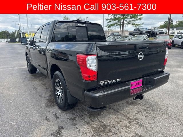 Used 2024 Nissan Titan SV w/ SV Convenience Package image 5