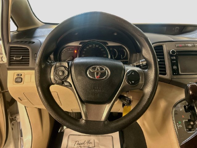 Used 2013 Toyota Venza LE FWD image 11