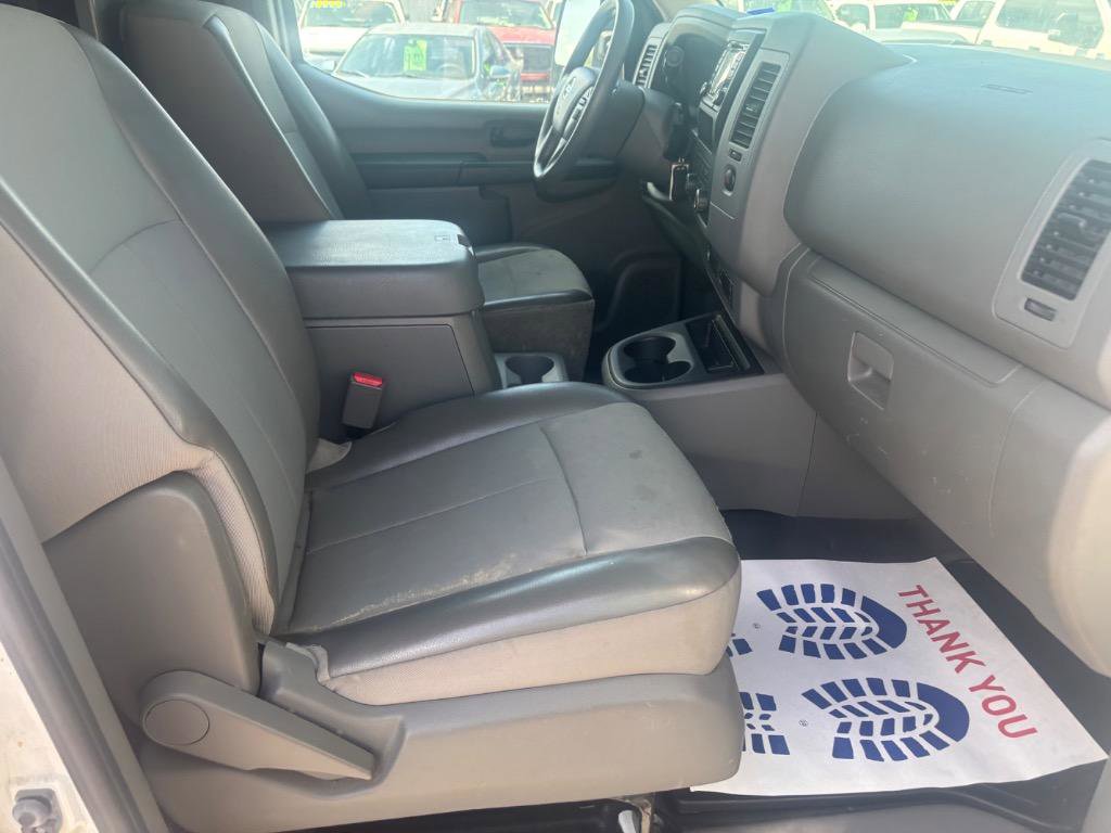 Used 2018 Nissan NV 2500 SV image 15