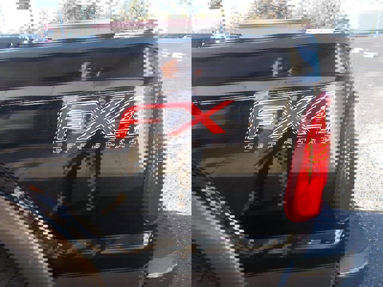 Used 2016 Ford F250 King Ranch w/ King Ranch w/Chrome Package image 7