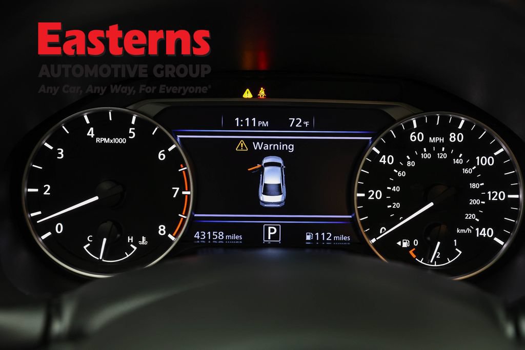 Used 2023 Nissan Altima 2.5 SR w/ SR Premium Package FWD image 20