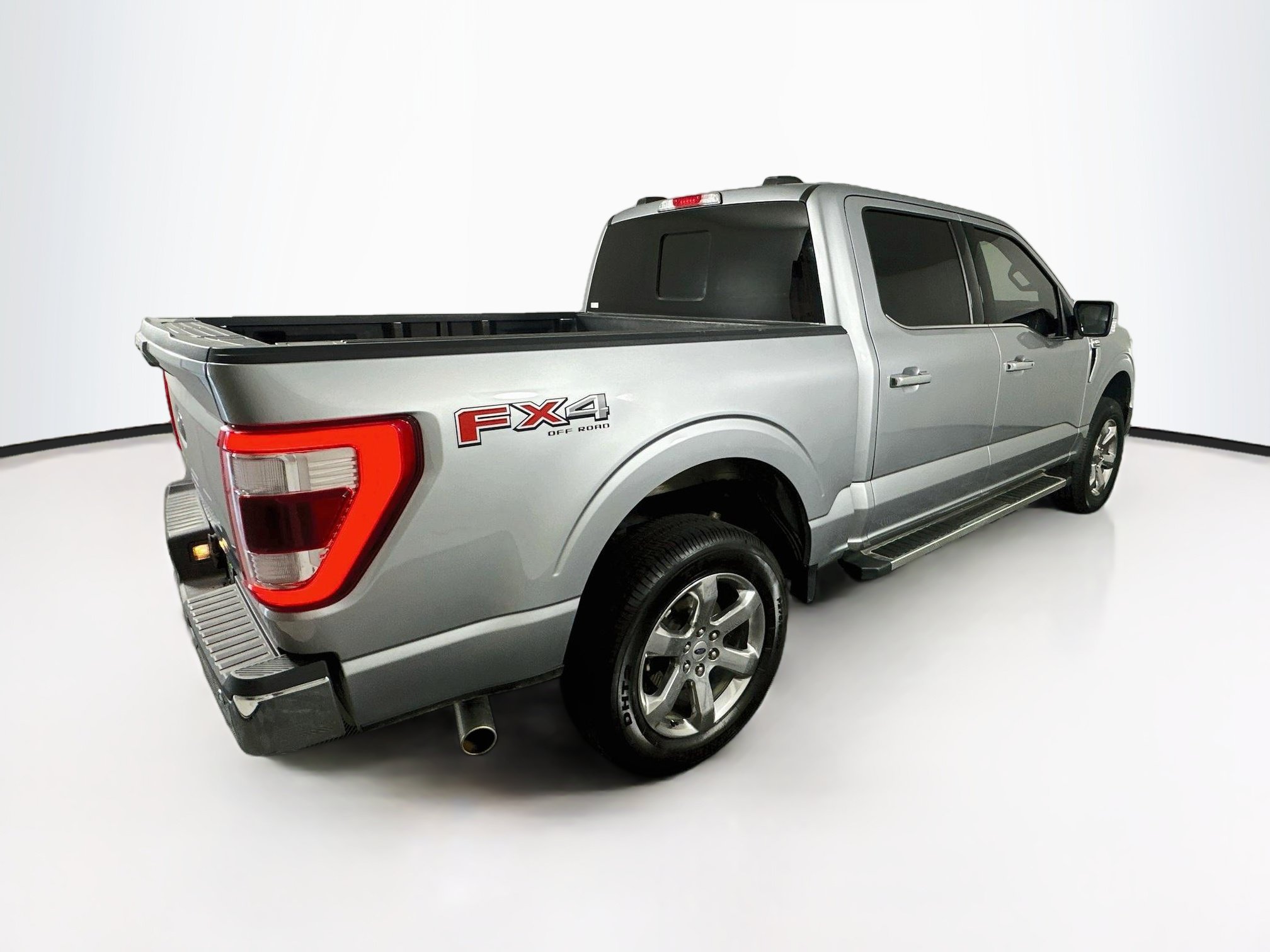 Used 2022 Ford F150 Lariat AWD/4WD image 9