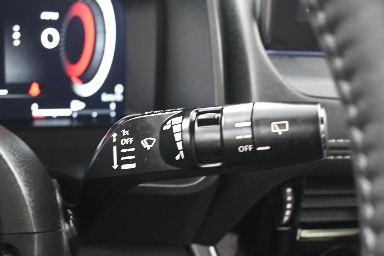 Used 2024 Nissan Rogue Platinum AWD/4WD image 28