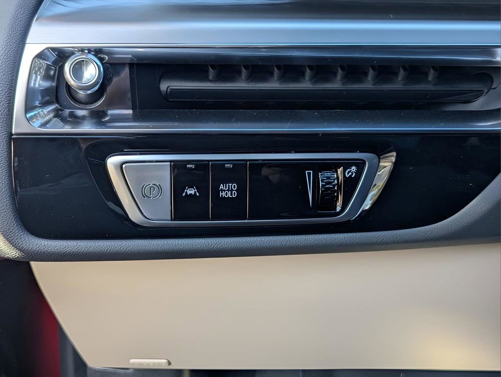 New 2025 Cadillac Lyriq Sport w/ Nappa Leather Package image 12