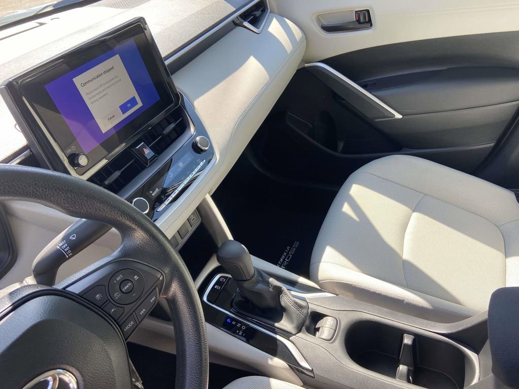 Used 2024 Toyota Corolla Cross L FWD image 26