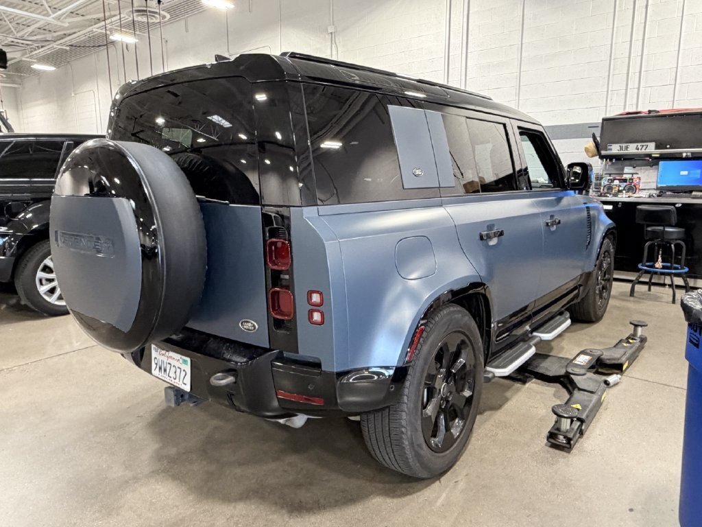 Used 2023 Land Rover Defender 110 X-Dynamic SE AWD/4WD image 5