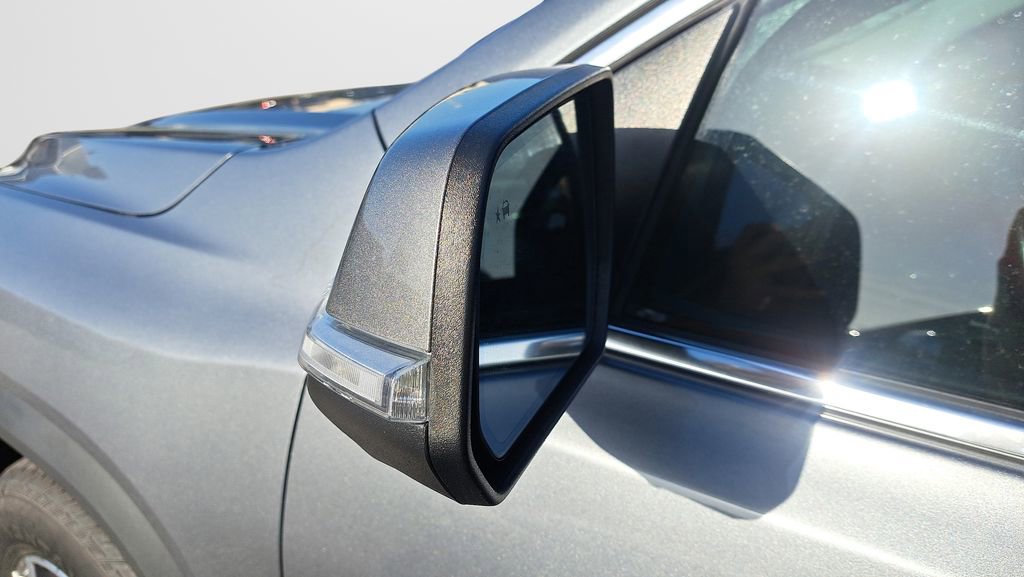 Used 2021 GMC Acadia SLT w/ Technology Package image 4