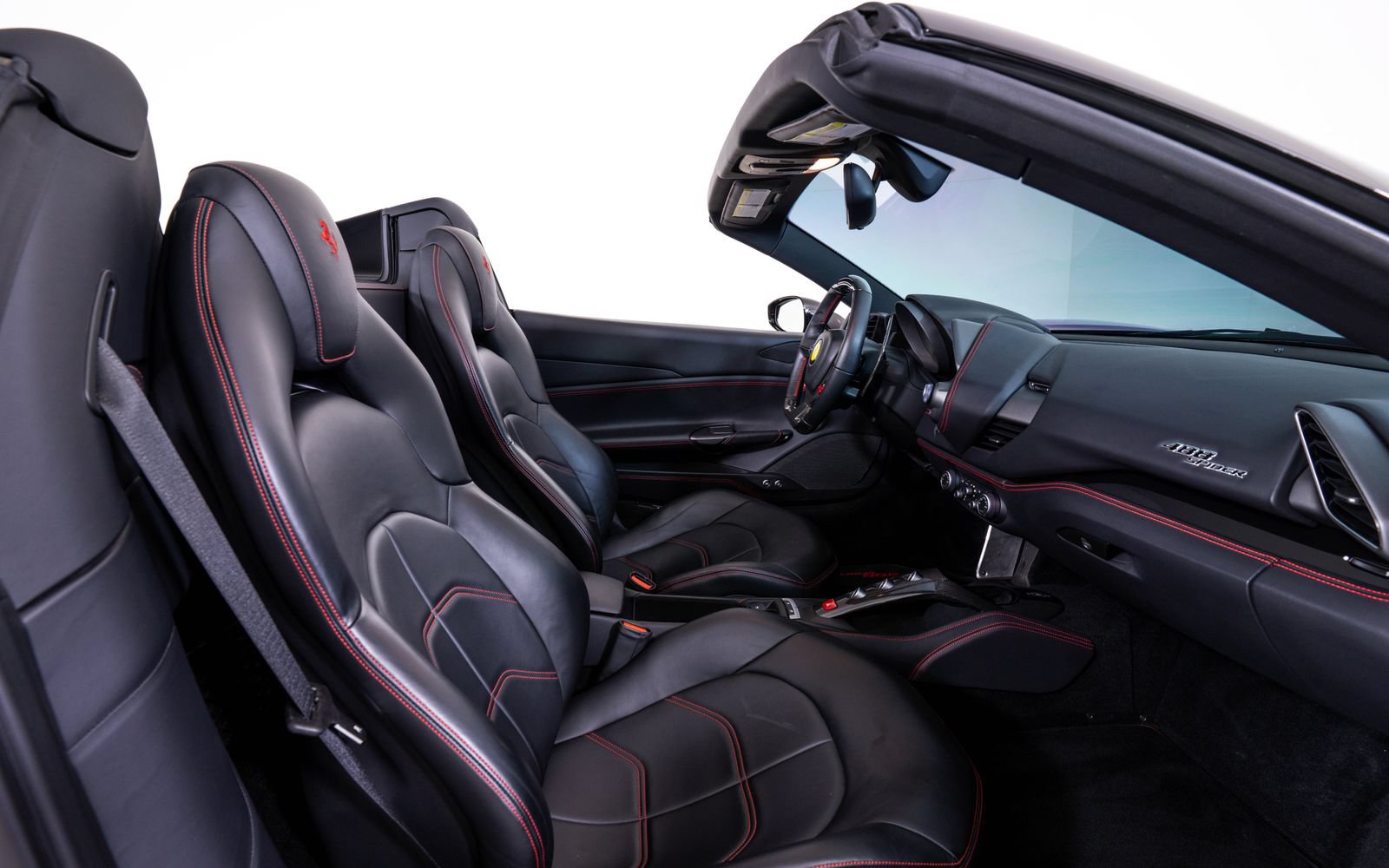 Used 2018 Ferrari 488 Spider RWD image 23