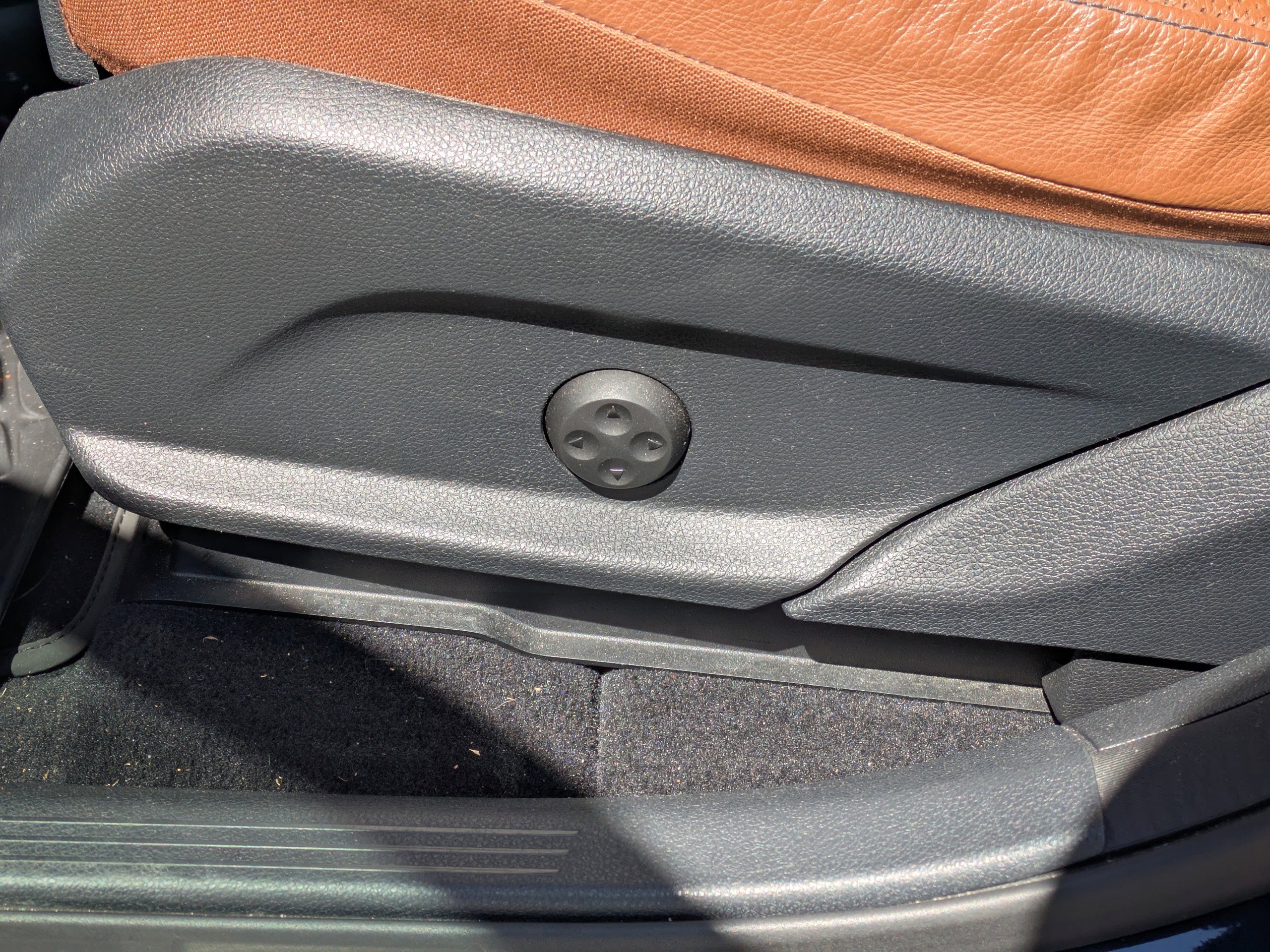 Certified 2022 Mercedes-Benz GLC 300 4MATIC image 26