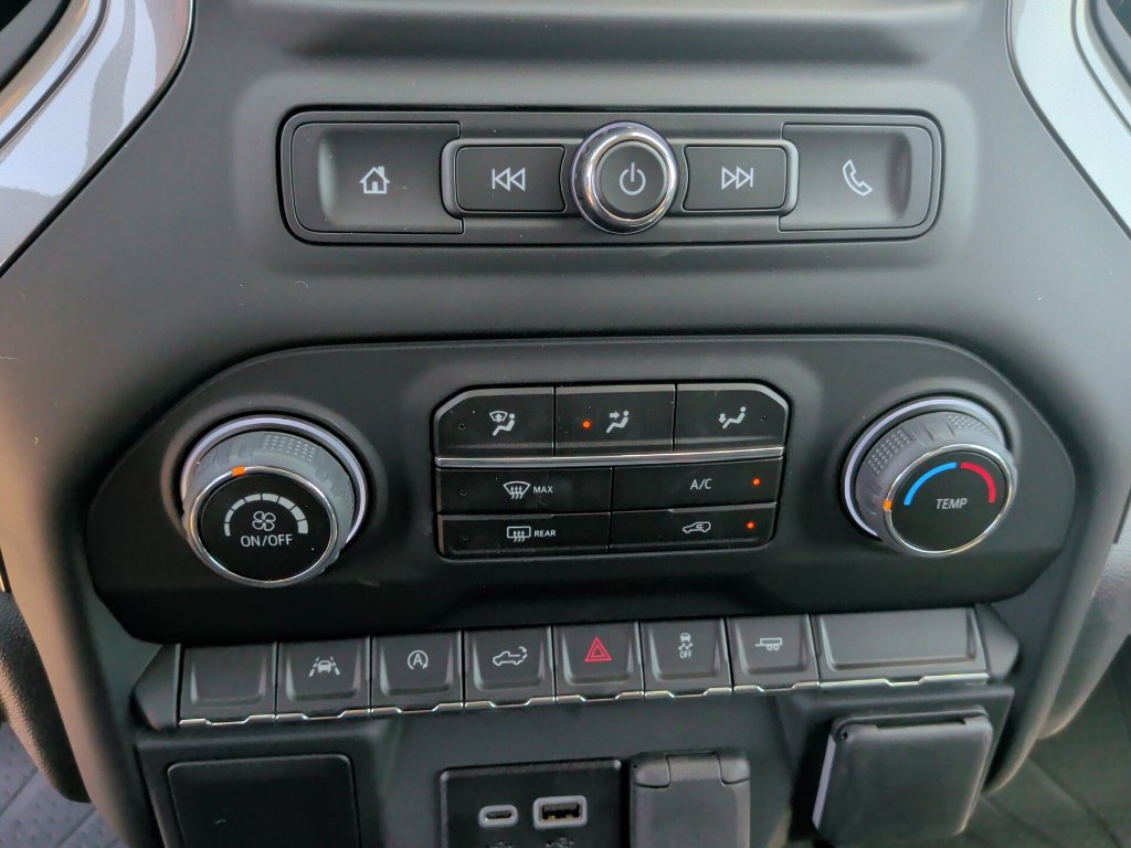 New 2026 Chevrolet Silverado 1500 Custom w/ LPO, Dark Essentials Package RWD image 23