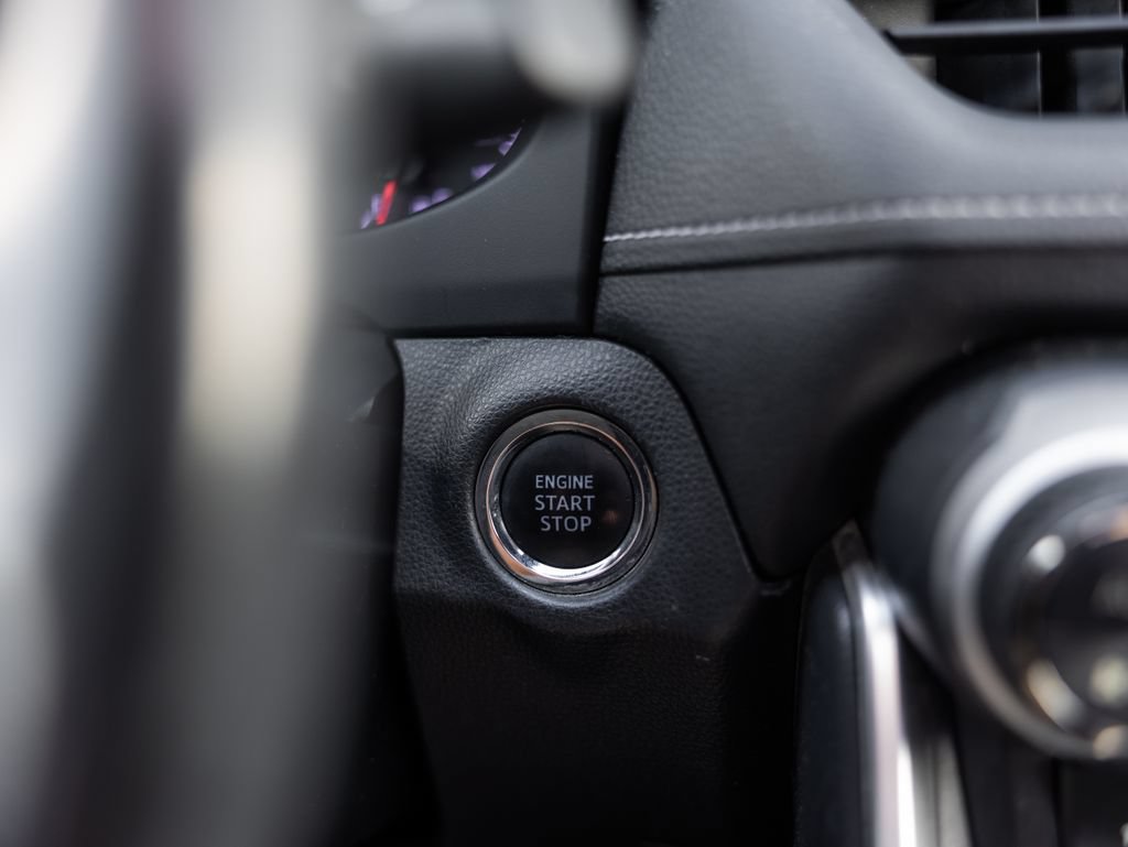Used 2019 Toyota RAV4 XLE w/ Convenience Package AWD/4WD image 20