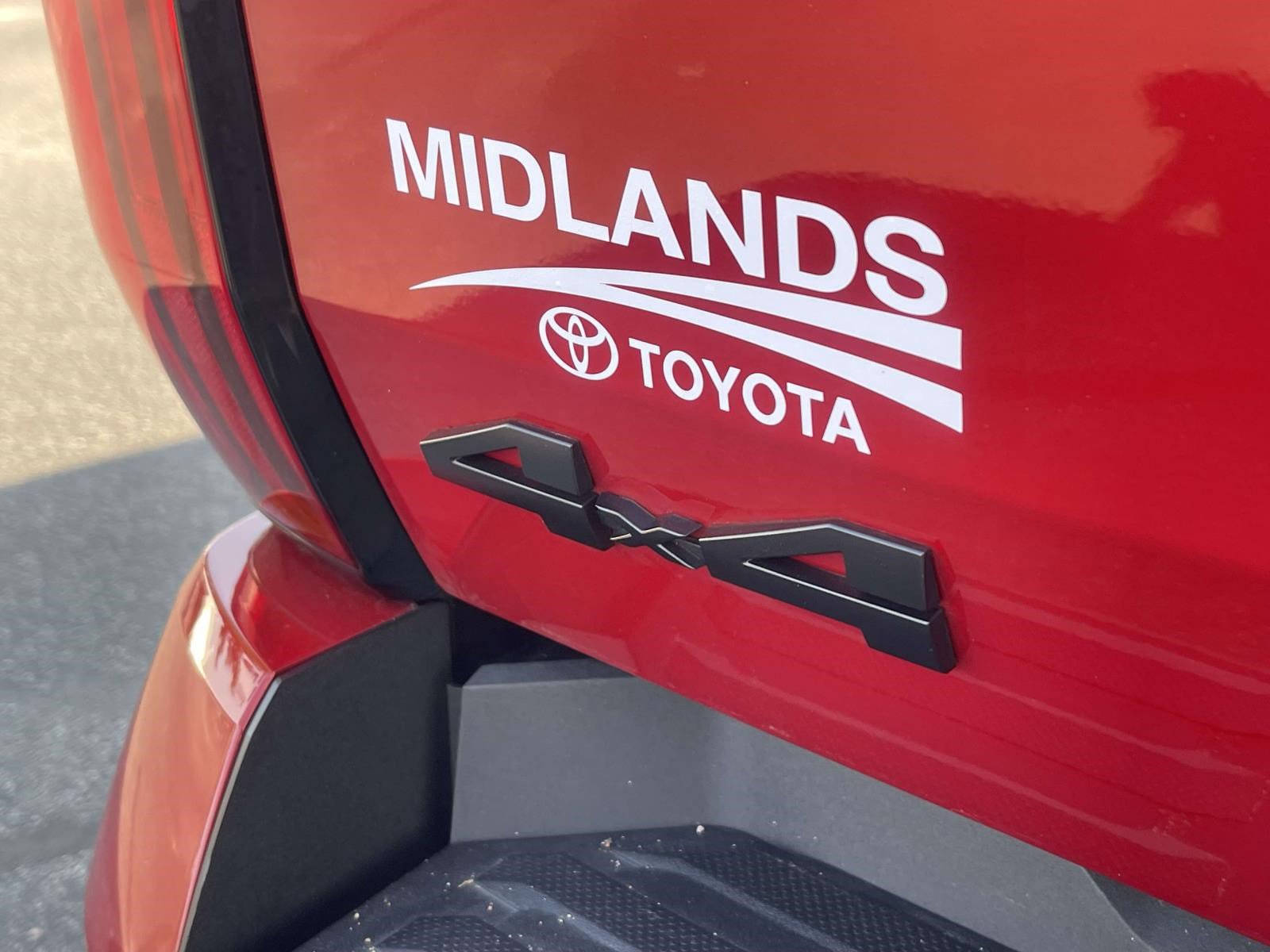 Used 2025 Toyota Tundra SR w/ SR Tow Package AWD/4WD image 9