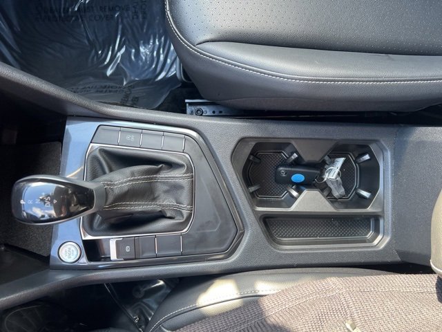 Used 2024 Volkswagen Tiguan SE image 33