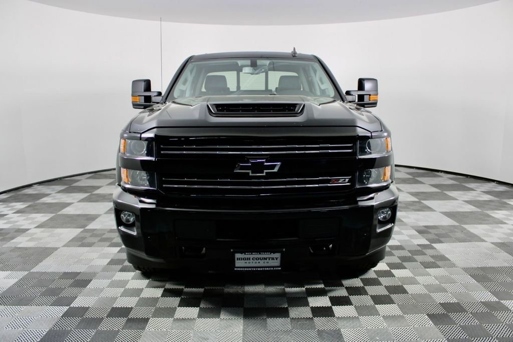 Used 2017 Chevrolet Silverado 2500 LTZ image 2