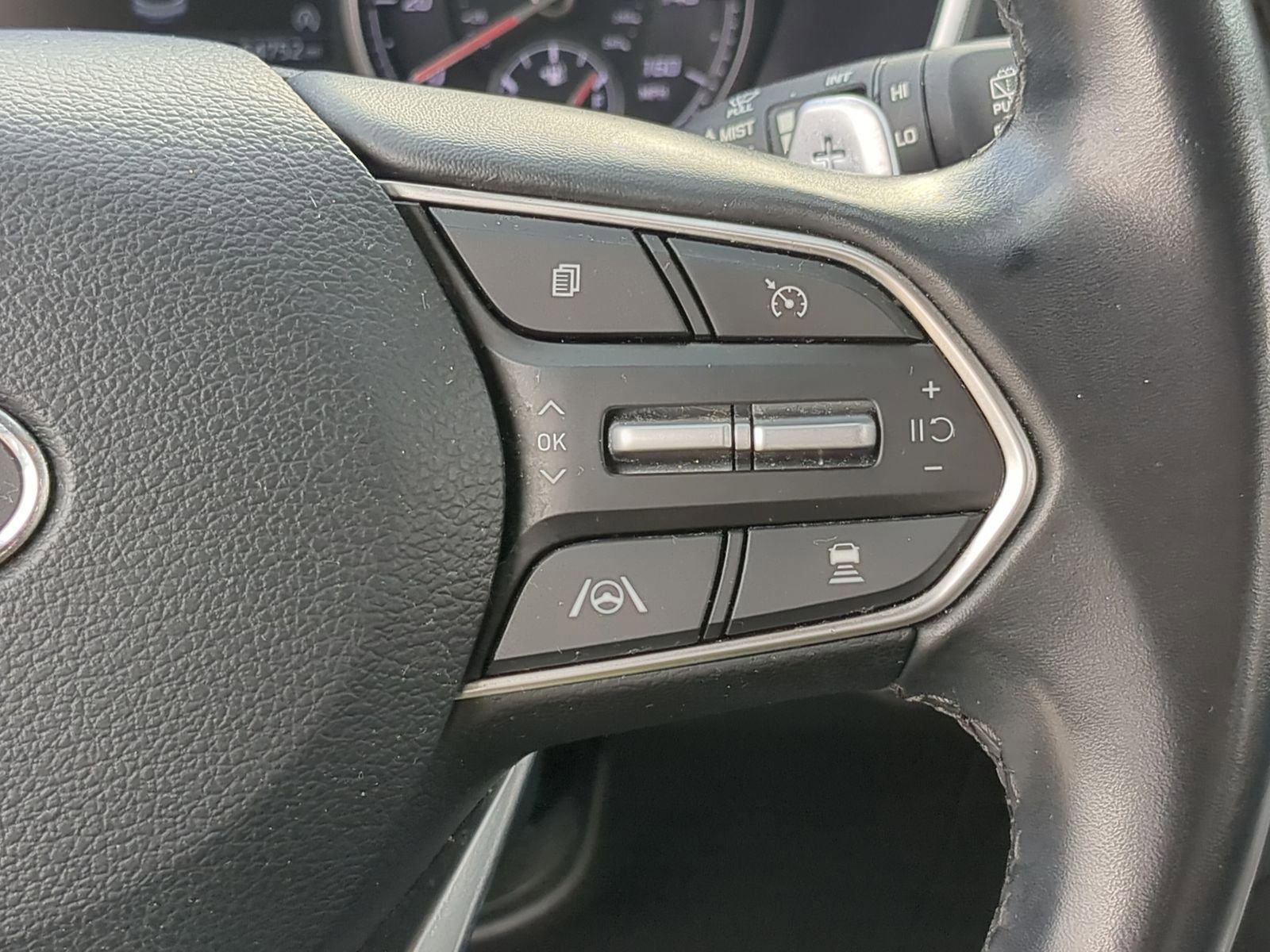 Used 2023 Hyundai Santa Fe SEL image 27