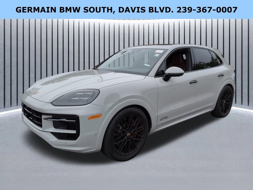 Used 2026 Porsche Cayenne GTS image 9