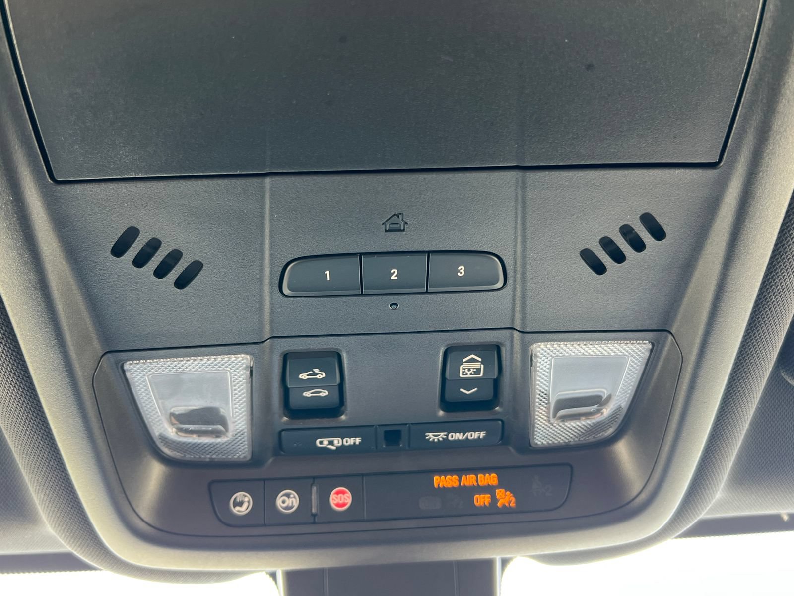 Certified 2024 Chevrolet Equinox Premier FWD image 35
