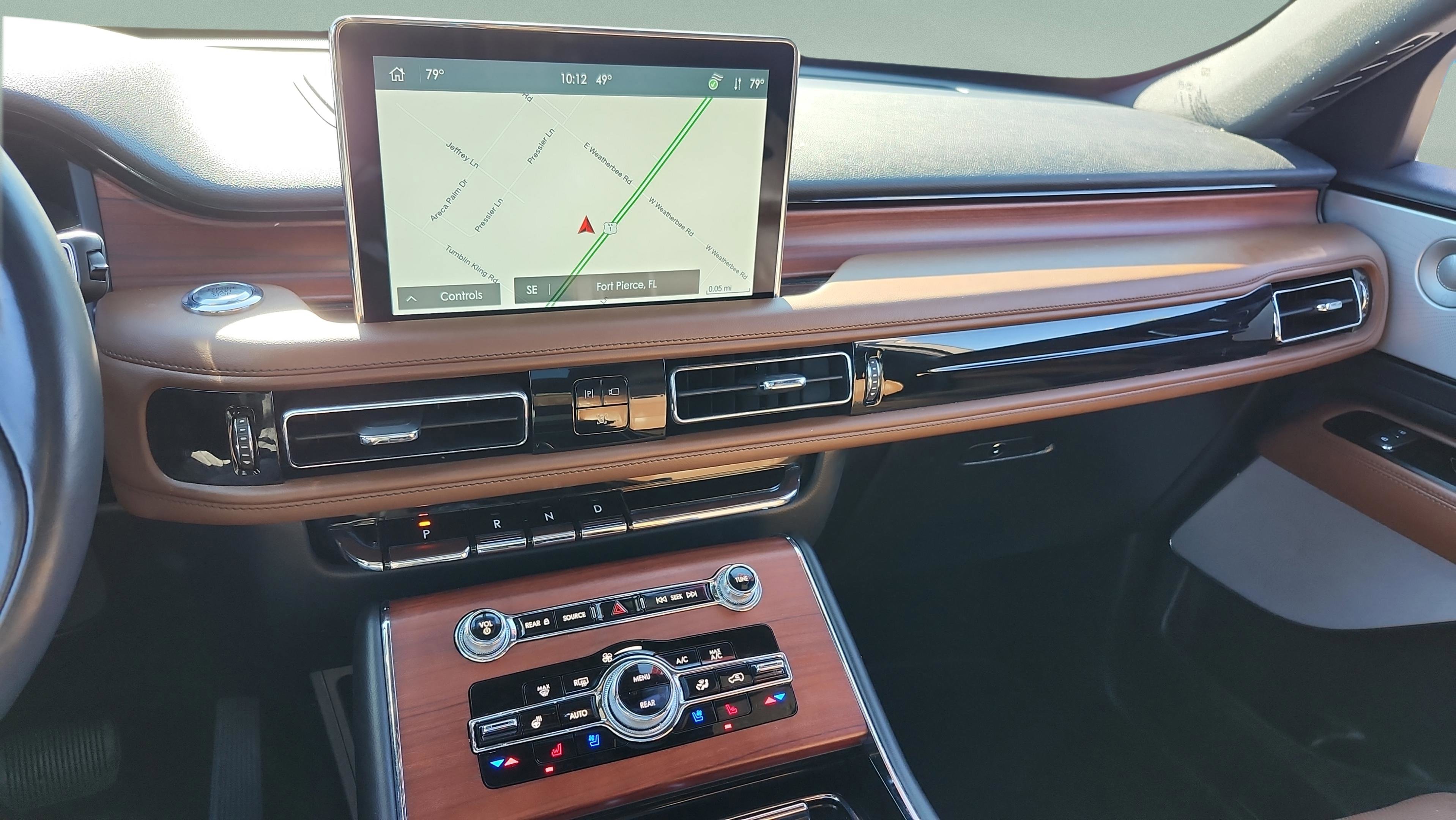 Used 2021 Lincoln Aviator Reserve w/ Equipment Group 208A image 32