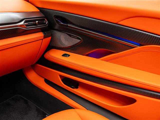 New 2026 Aston Martin Vanquish Convertible image 23