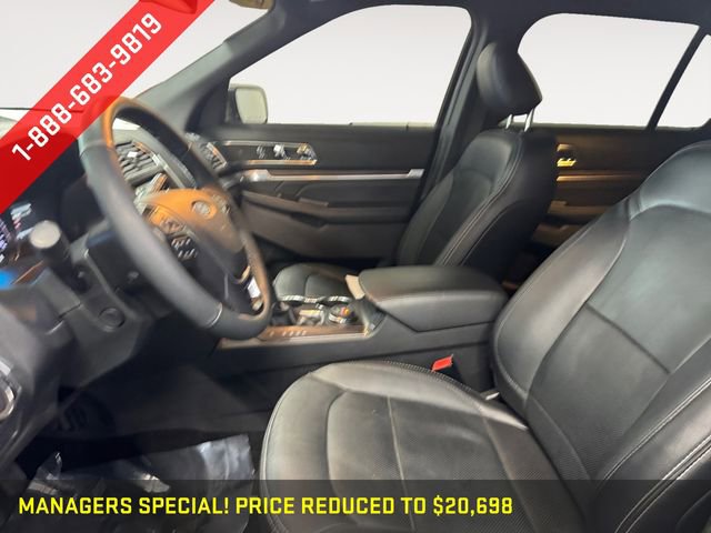Used 2019 Ford Explorer Limited w/ Class III Trailer Tow Package AWD/4WD image 9