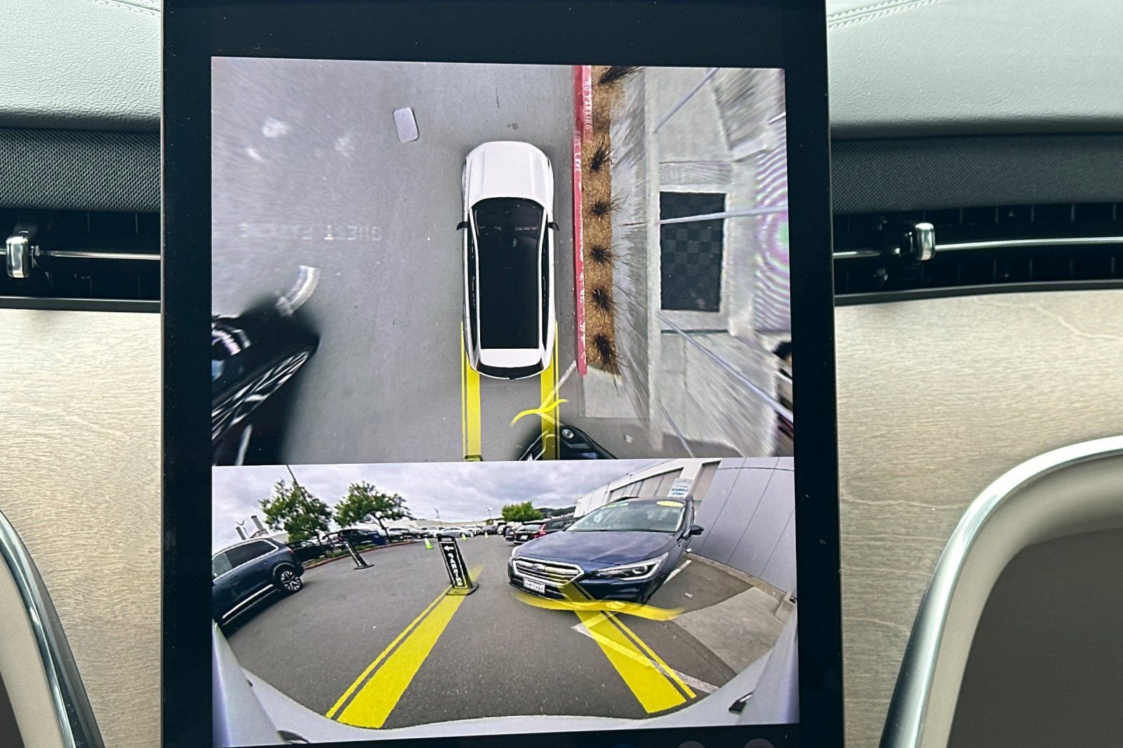 New 2025 Volvo EX90 Plus AWD/4WD image 22