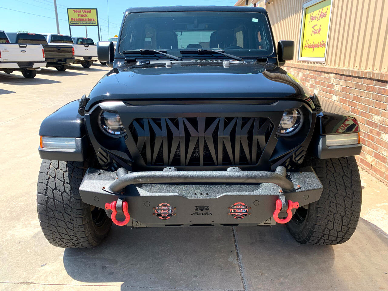 Used 2019 Jeep Wrangler Unlimited Sahara image 7