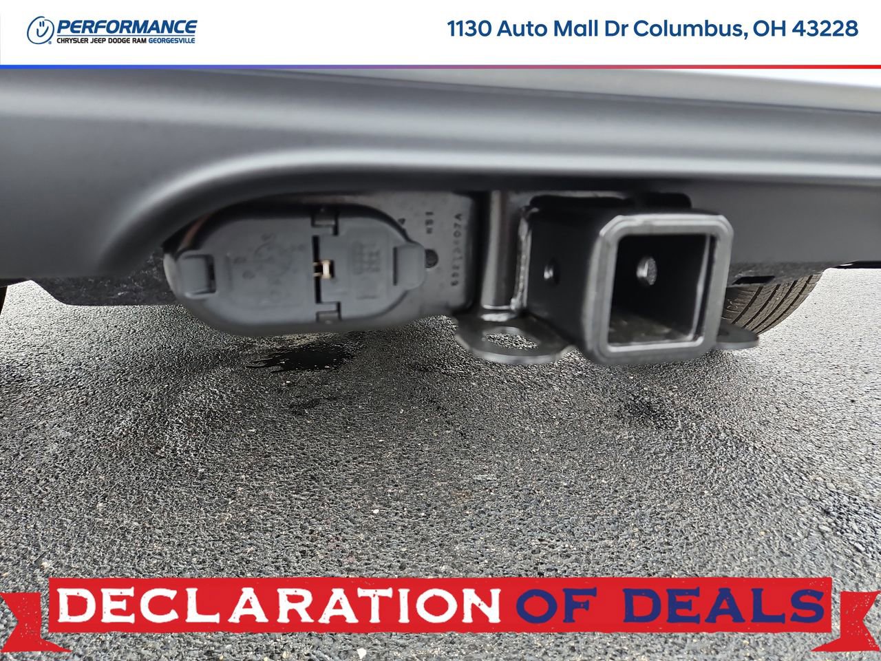 New 2026 Chrysler Pacifica Pinnacle w/ Trailer Tow Group FWD image 11